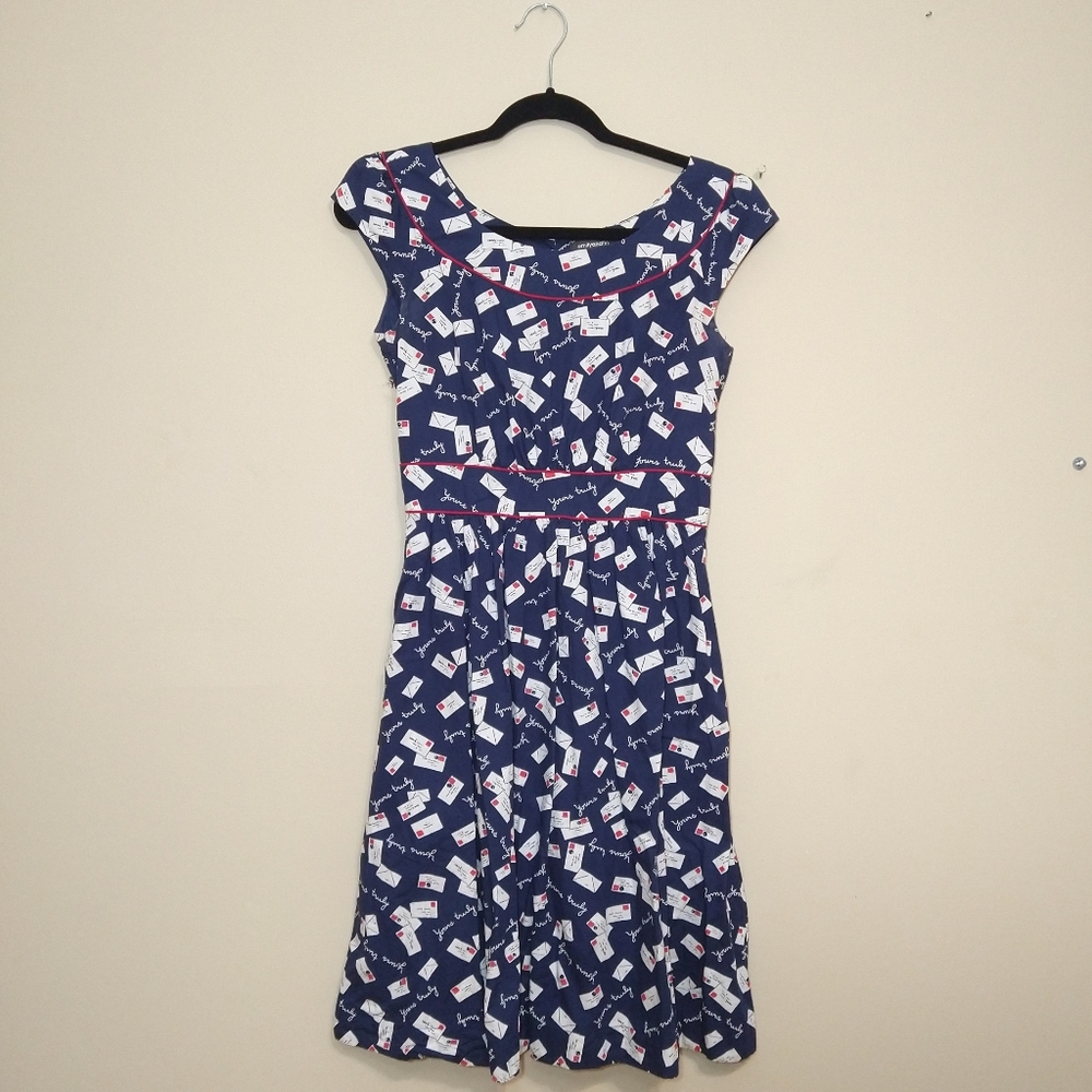 Modcloth Emily & Fin Yours Truly Love Letter Dress Small